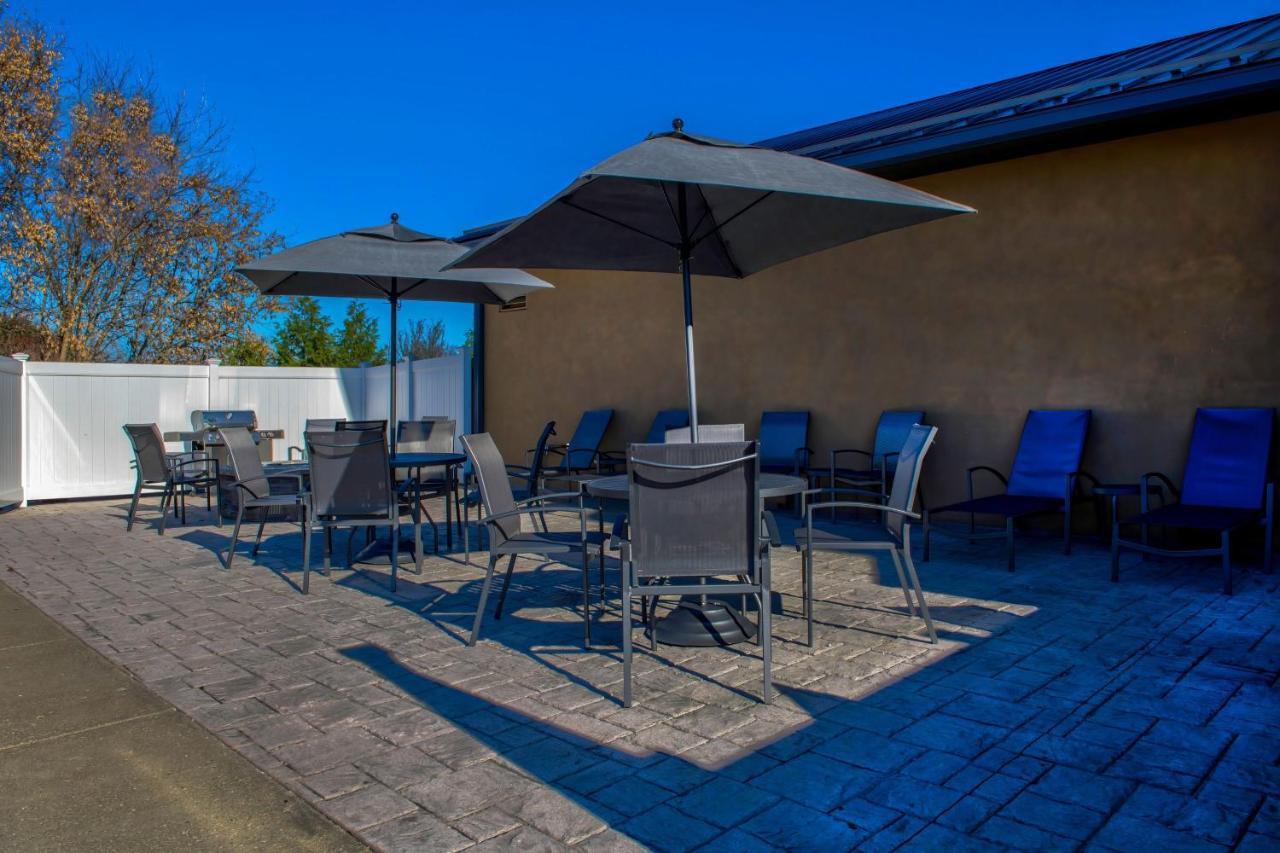 Fairfield Inn & Suites By Marriott コートランド エクステリア 写真